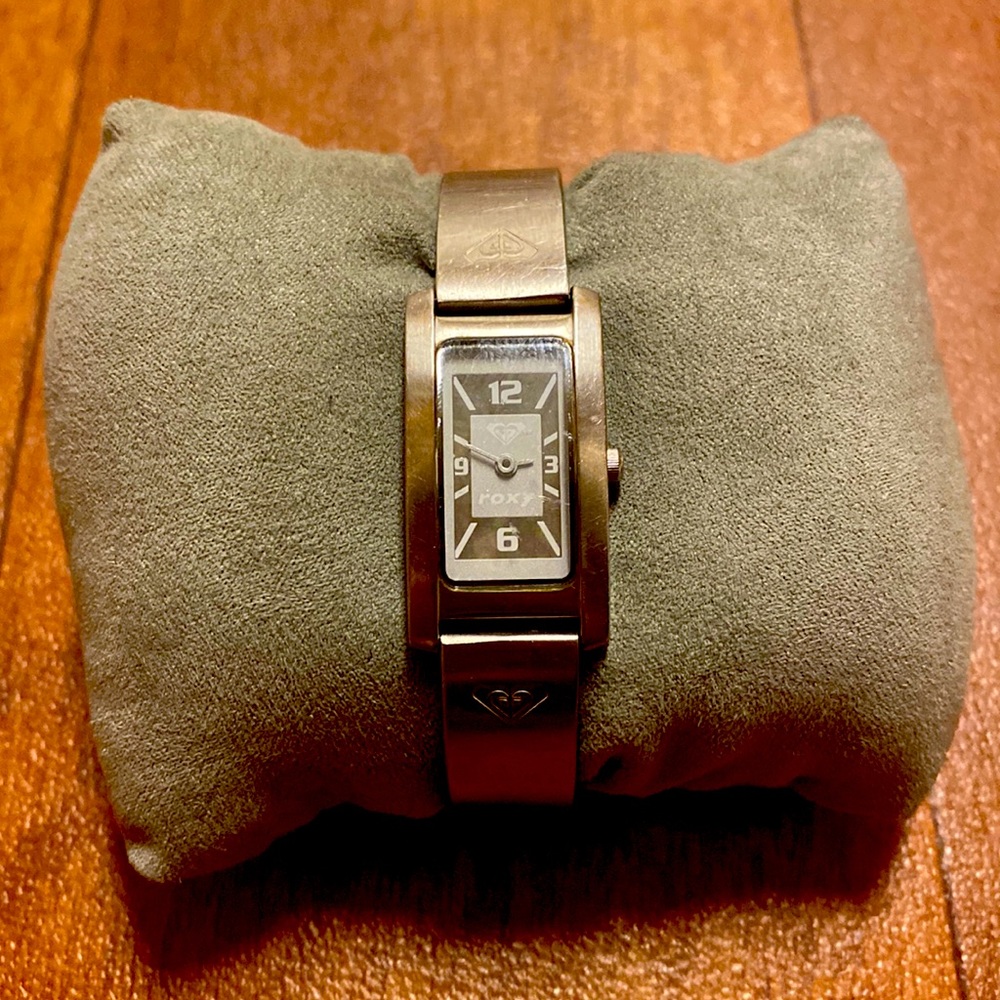 Roxy Watch